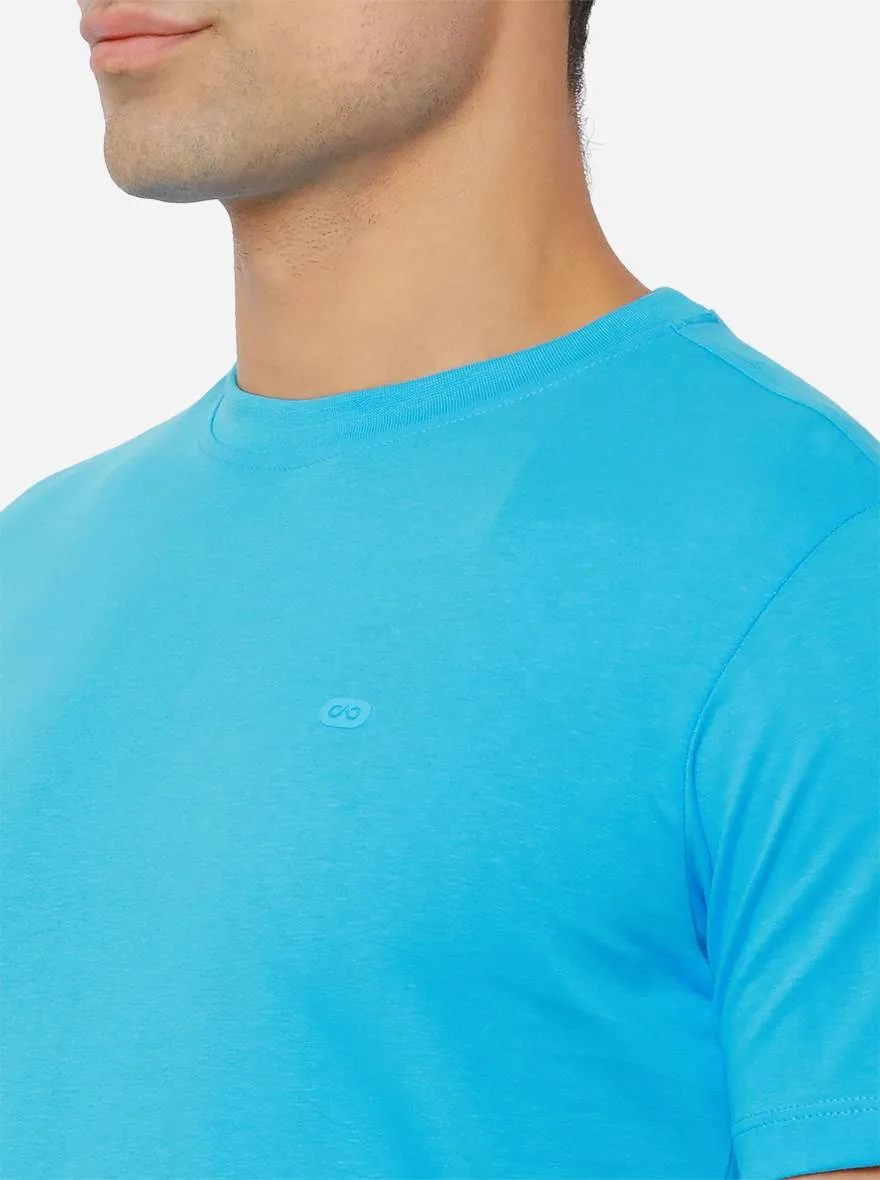 Aqua Blue Solid Slim Fit T-Shirt | JadeBlue