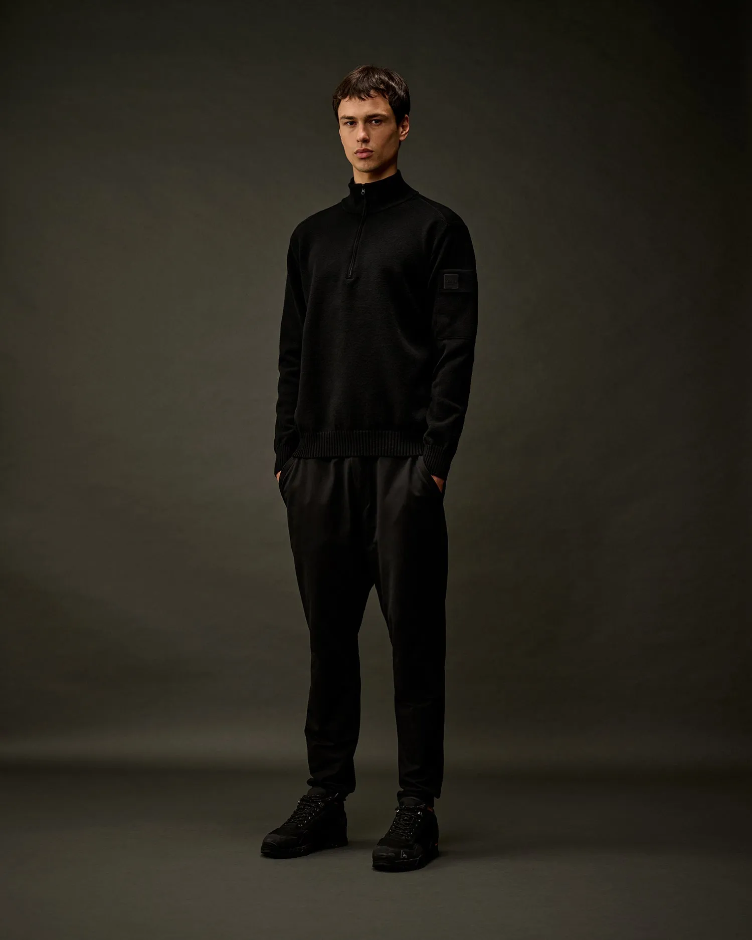 The Metropolis Series Extrafine Merino Wool Half Zipped Knit - Black