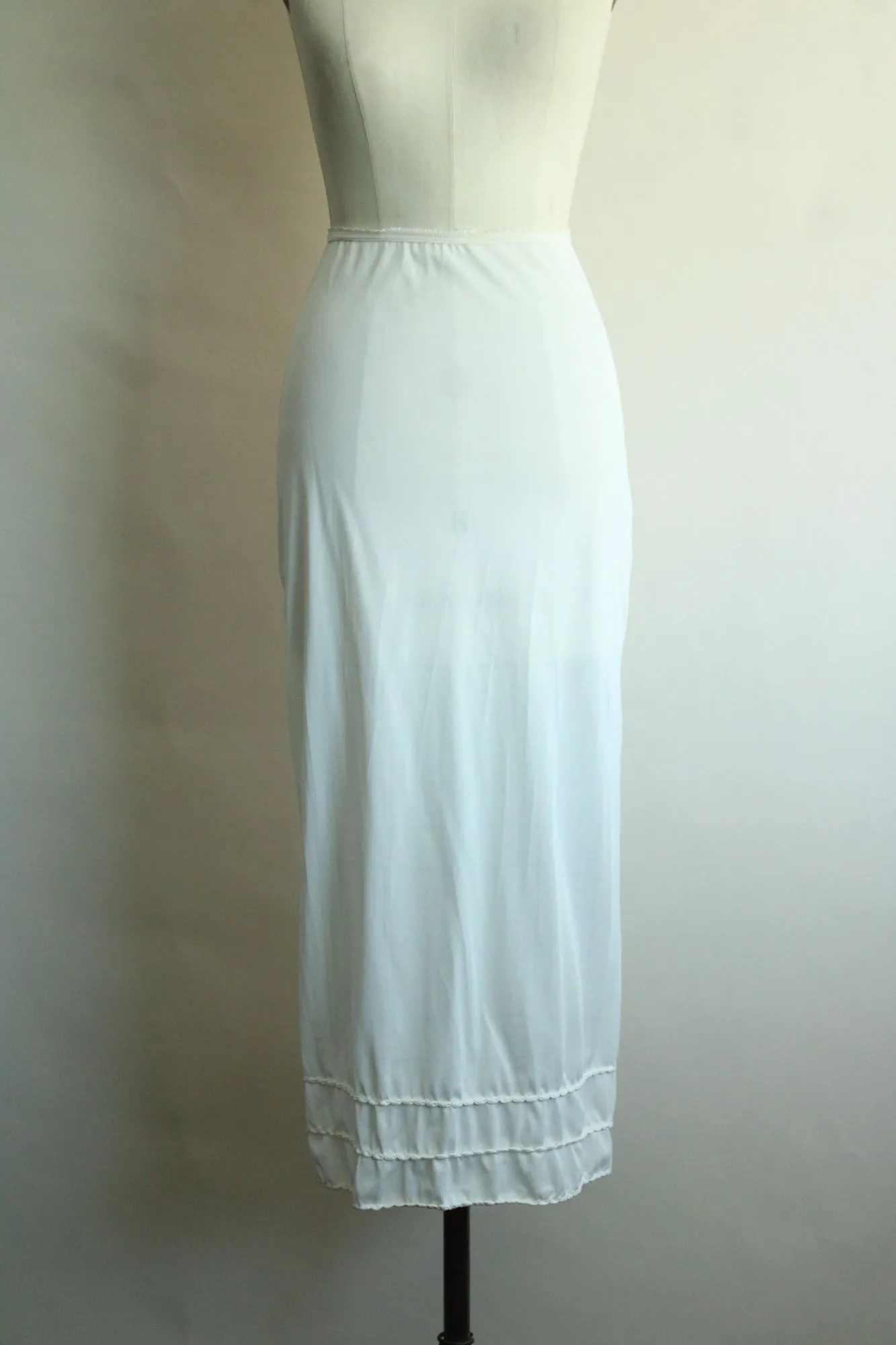 Vintage 1960s American Maid White Nylon Half Slip